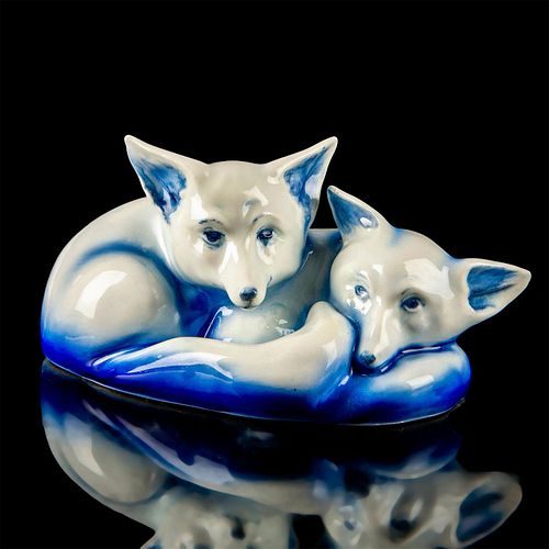 Royal Doulton Blue Flambe Figurine, Foxes HN920
