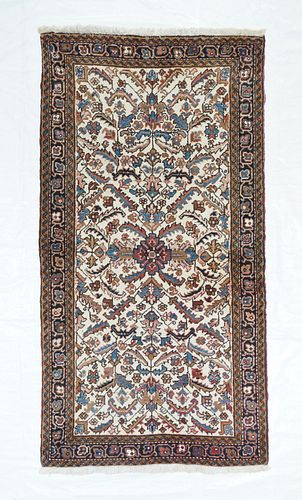 Persian Heriz Rug, 3'5" x 6'6"