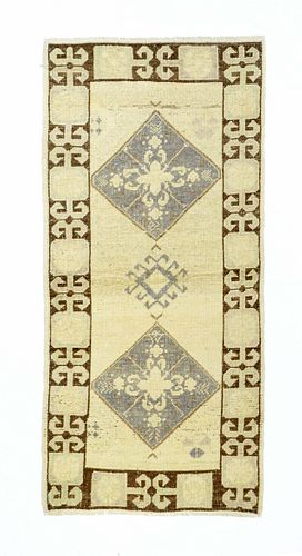Vintage Turkish Wool Rug, 2'6' x 5'4"