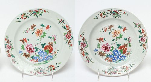 Chinese Antique Famille Rose Porcelain Plates, 2
