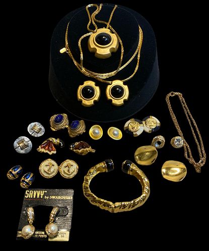 JOAN RIVERS SWAROVSKI DAVIS Jewelry Collection