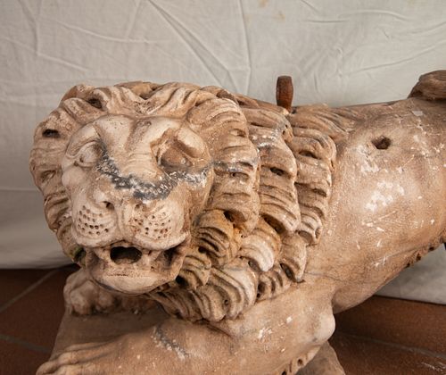 Exceptional Lion sculpture in Marble, Spain or Italy, 15th - 16th century
