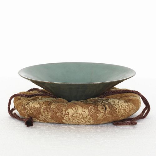 Chinese Guan Porcelain Bowl