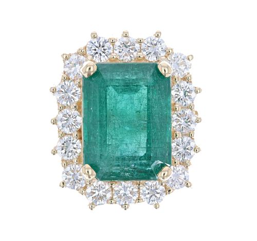 8.30ct Opulent Emerald VS2 Diamond & 18k Gold Ring