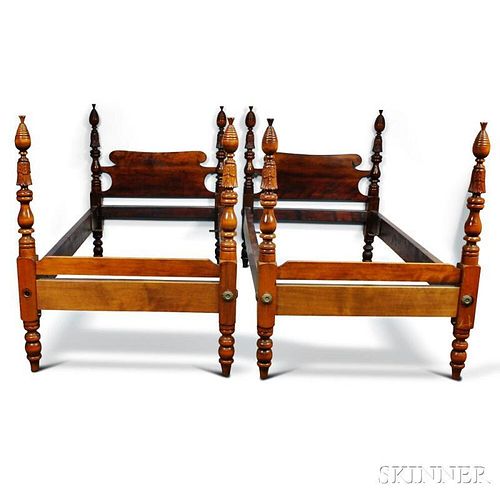Pair of Federal-style Carved Mahogany Twin Beds
