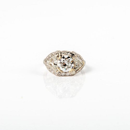 Immaculate Platinum Diamond Engagement Ring