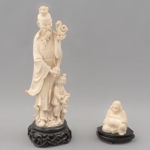 Buda Hotei y sabio. Origen oriental, SXX. Elaborados en resina moldeada con bases color negro. 39 cm altura (mayor)