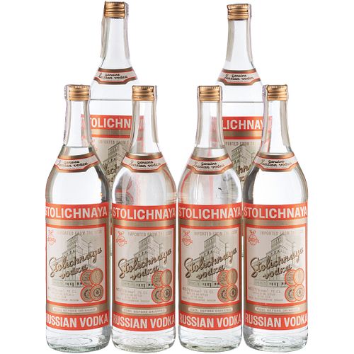 Stolichnaya. Vodka Genuine. Moscú. Rusia. Años 70's. Piezas: 6.
