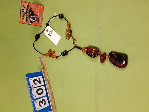 AMBER NECKLACE 21"
