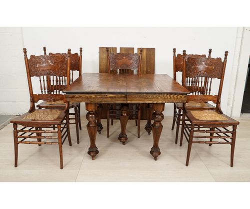 OAK TABLE WITH FIVE CHAIRS