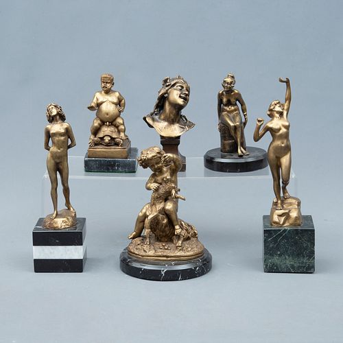 Lote de 6 figuras decorativas. SXX. Fundiciones en bronce. Con bases de mármol y madera. Algunos firmados.