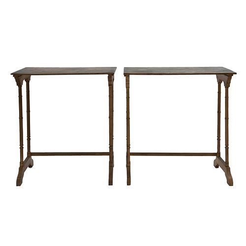 Lote de 2 mesas. SXX. Elaboradas en madera. Cubiertas rectangulares y soportes tipo caballete. Decoradas con motivos florales.