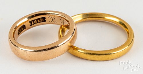 22K gold band, together with a 14K band