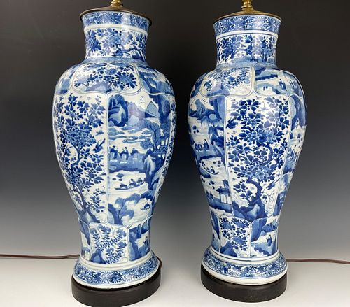 Two Kangxi Blue and White Porcelain Big Vases