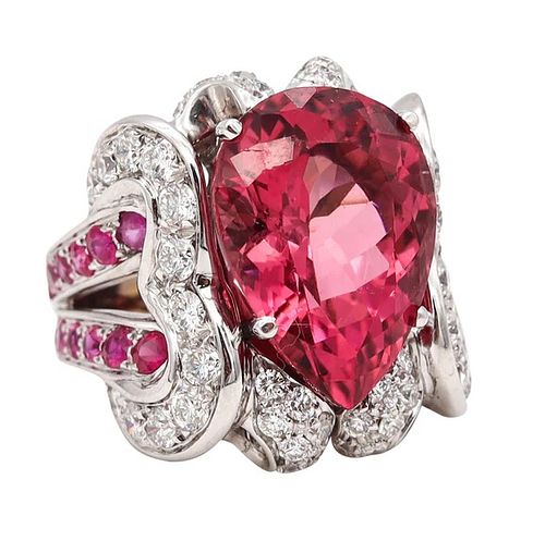 Cocktail Ring In 18k gold With 22.28 Ctw Diamonds Rubellite & Sapphires