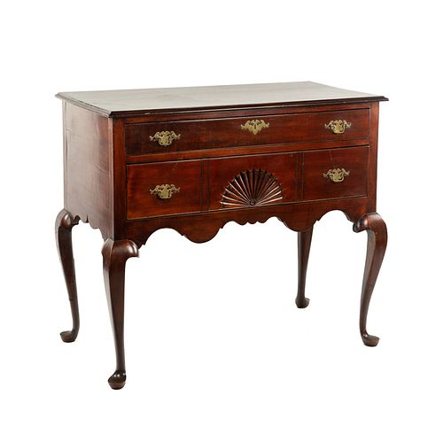 American Queen Anne Cherry Dressing Table