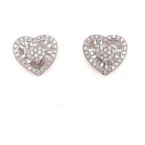 18k Heart Diamond Studs Earrings