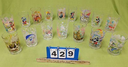 TRAY 16 DISNEY AND GLASSES