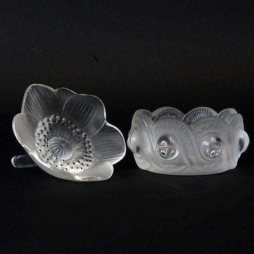 2 Piece Lot of Lalique Crystal Table Top Items. Includes Anemone Flower and Gao ashtray.