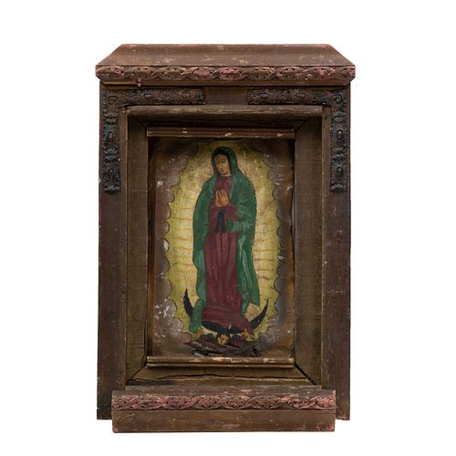 ANÓNIMO. Virgen de Guadalupe. Principios de Siglo XX. Óleo sobre lámina. 30 x 20 cm. Detalles de conservación