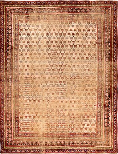 Shabby Chic Antique Indian Rug - no reserve 15 ft 7 in x 12 ft (4.75 m x 3.66 m)