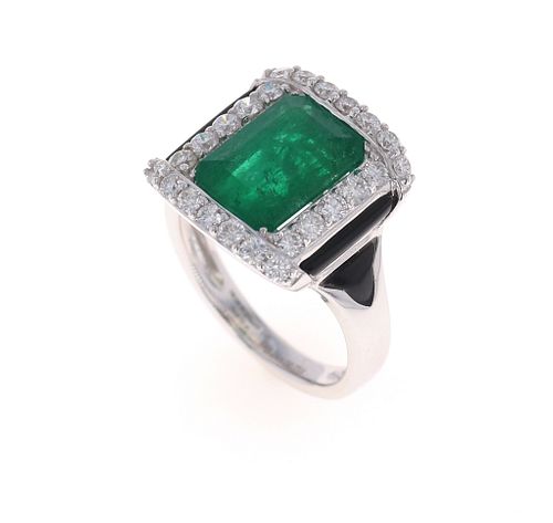 Emerald Diamond & Onyx 18k White Gold Ring