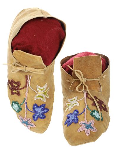 Eastern Sioux Beaded Parfleche Moccasins c. 1890