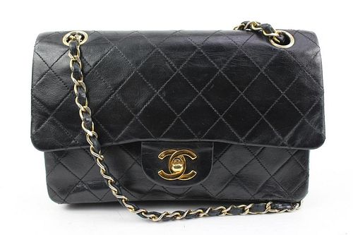 CHANEL BLACK QUILTED LAMBSKIN SMALL FLAP GOLD CHAIN BAG