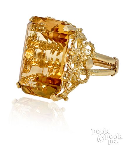 Citrine ring, approx. 30.00 ct.
