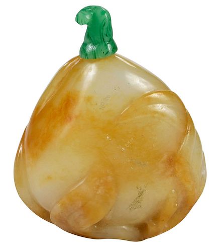 Chinese Jade or Hardstone Snuff Bottle Peach Form