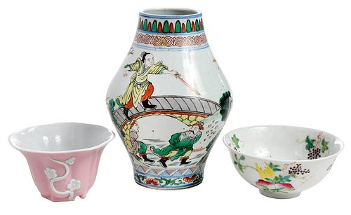 Three Pieces Chinese Decorated Porcelain