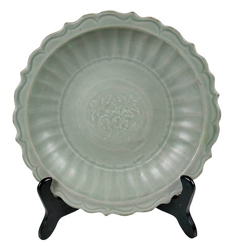 Chinese Celadon Glazed Foliate Bowl