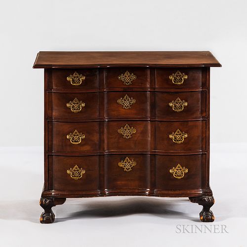 Chippendale Mahogany Block Front Chest of Drawers