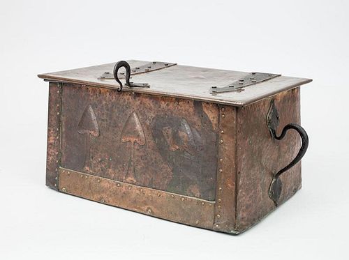 Arts and Crafts Wrought-Iron-Mounted Hammered-Copper Box