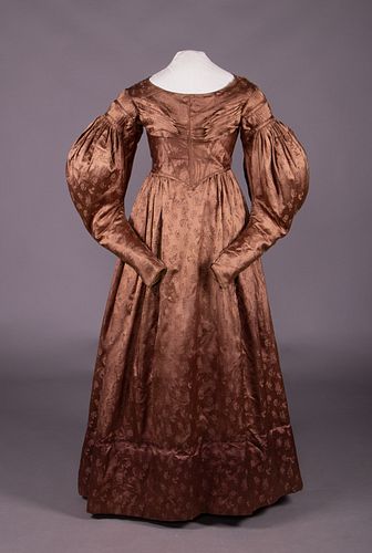 PATTERNED SILK DAY DRESS, c. 1839