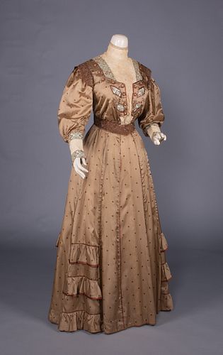 PRINTED SILK DAY DRESS, 1908
