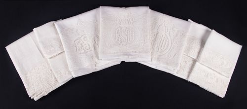 GENEROUS LOT OF FINE BED CLOTHES, EARLY 20TH C