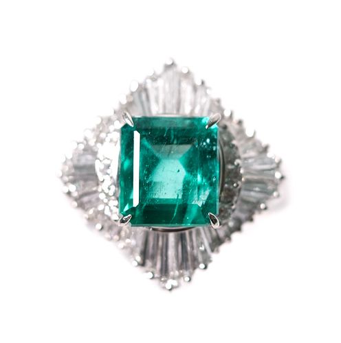 Platinum 2.77ct Emerald & Diamond Ring w/GIA