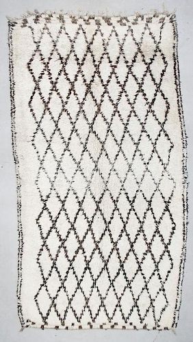 Moroccan Pile Carpet: 6'9" x 12'10" (206 x 391 cm)