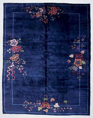 Antique Chinese Rug: 8'10" x 11'4" (269 x 345 cm)