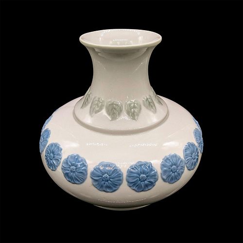 Spring 1004709 Vase - Lladro Porcelain Decor