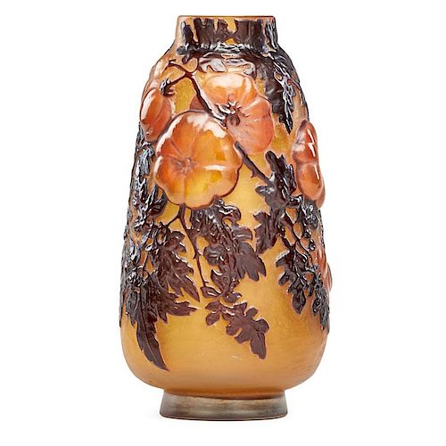 GALLE Mold-blown vase with tomatoes