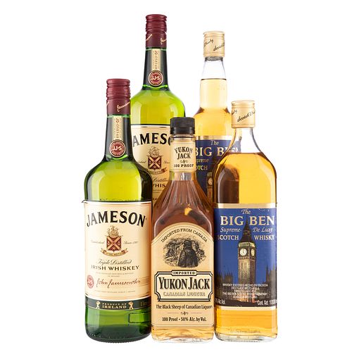 Lote de Whisky y Licor. Yukon Jack. The Big Ben. Jameson. En presentaciones de 700 ml., 750 ml. y 1 Lt. Total de piezas: 5.