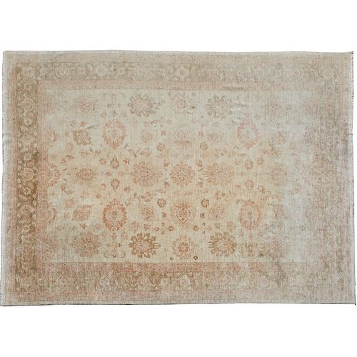 Antique Sultanabad Ziegler carpet