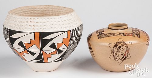 Contemporary Native American Indian pottery