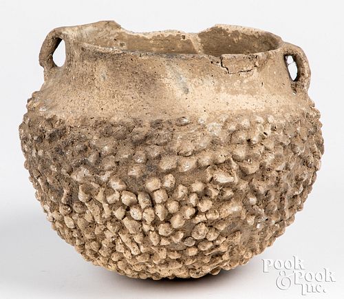 Mississippian Indian culture pottery vesseL