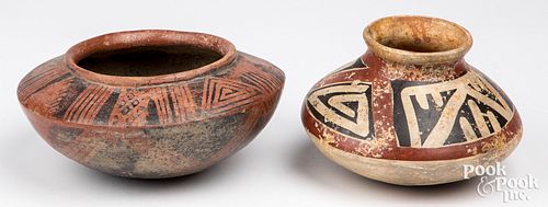 Pre-Columbian pottery bowl and an example