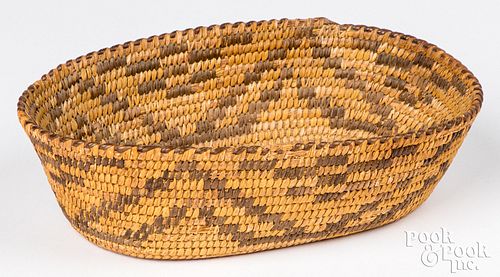 Papago Indian woven oval basket, early 20th c.