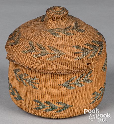Pacific Northwest Coast Tlingit trinket basket
