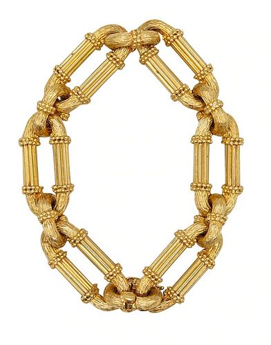 Carlo Weingrill Italy Massive Neoclassic Bracelet in solid 18K Gold